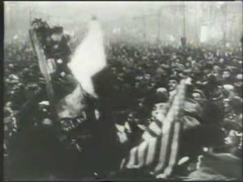 Demonstration zur Ausrufung der Republik in Prag, 1918