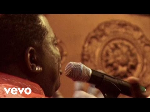 Preciso de Amor - Exaltasamba