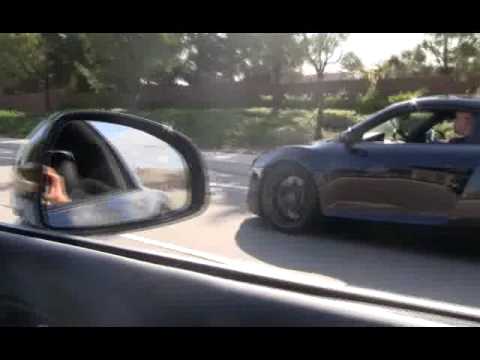 Supercharged VF550 Audi R8 V8 vs. stock V10 R8