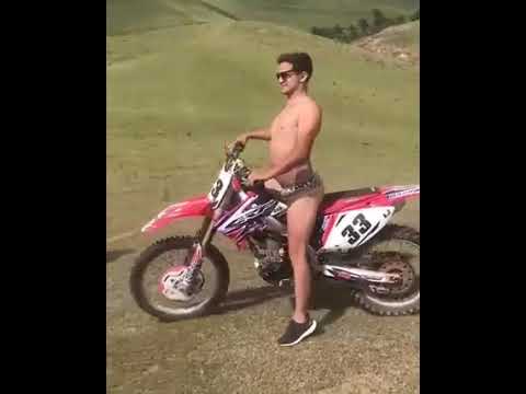 Motoqueiros Fazem Protesto Radical