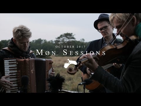 DREAMERS' CIRCUS : City Gardens : Møn Sessions : October