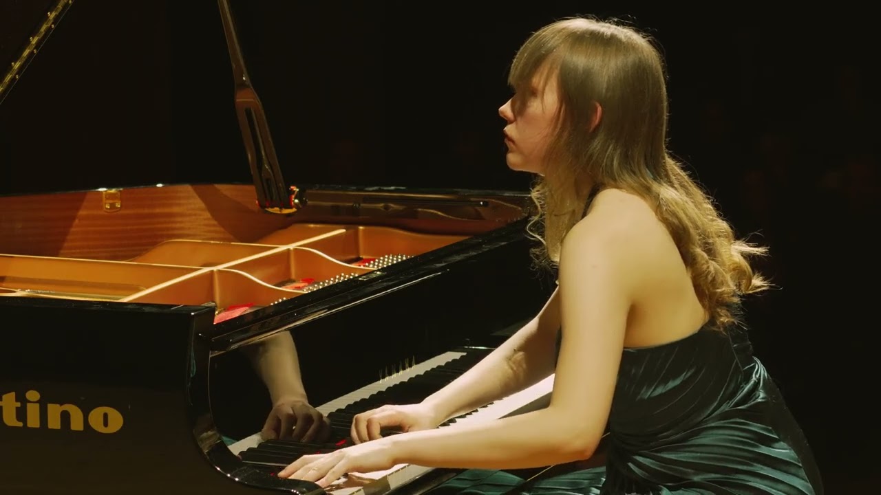 Tähe-Lee Liiv video