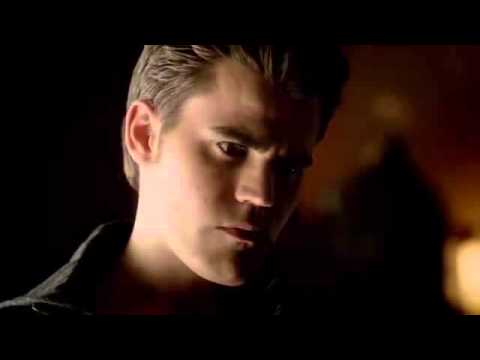 Vampire Diaries 4x11 - Elena calls Stefan for help