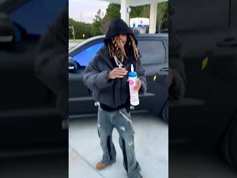Lil Gnar Shows How to Use Galaxy Gas