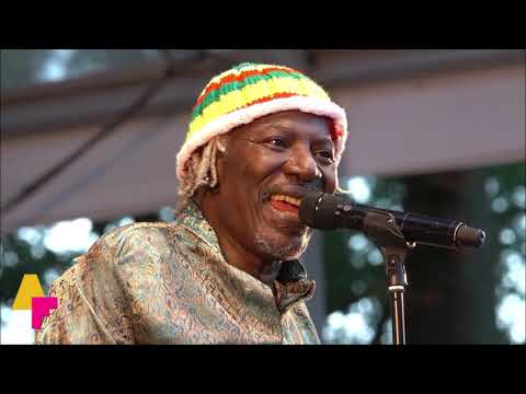 "LAURENT'S MUSIC: REGGAE TIME" - THE BEST OF ALPHA BLONDY & THE SOLAR SYSTEM - PART #01