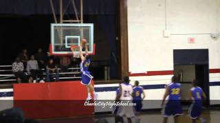 preview picture of video 'Charles City player Trevor Jones dunks against Chesterfield Community'