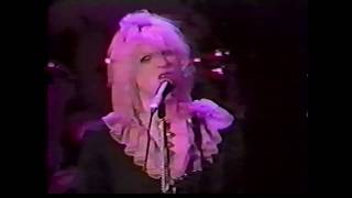 Hole - Pretty on the Inside (live 1990)