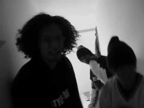 Enevilla feat: Conflicto " Recursos Escasos "