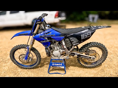 YZ250 2 Stroke is Outdated and Amazing