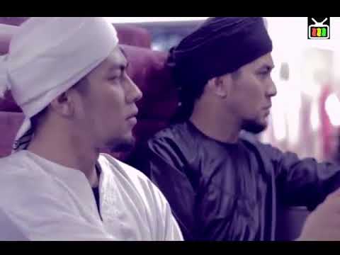 ALLAH BESERTA KITA medina dan umi pipik