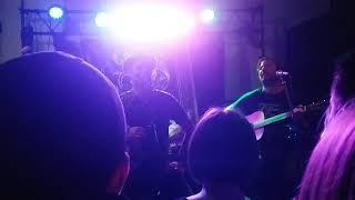 Bouncing Souls: Born to Lose Live (acoustic set @ Creep Records in Philadelphia)