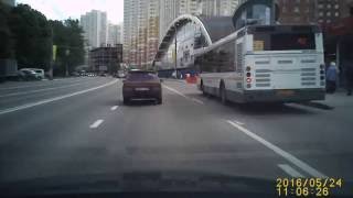 Химкинский хам. Смотреть с 00:50 сек.