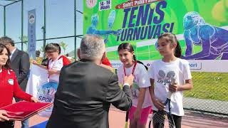 ZAFER BAYRAMI COŞKUSU BÜYÜKŞEHİR İLE TENİS KORTLARINA TAŞINIYOR