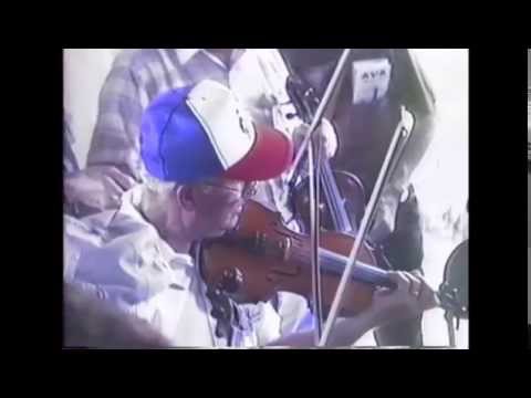Herman Johnson fiddles the Gardenia Waltz - Bethel 1990