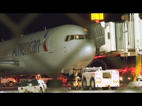American Airline passengers speak of terrifying moments during flight