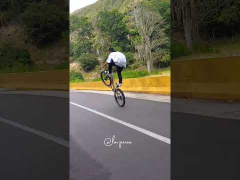 papi yo no estoy sólo 👺👺#viral #shorts #youtubeshorts #bike #stunt #mtb #grau #bmx #respect