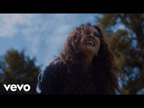 Valencia Grace - Estranged (Official Visualiser)