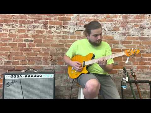 Демонстрация звучания гитары Sterling by MusicMan Axis Flame Maple