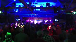 Craig Morgan &quot;More Trucks than Cars&quot; | Live from The Barn in Sanford, Florida