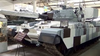 preview picture of video 'NATO tanks, The Tank Museum, Saumur, Maine-et-Loire, France, Europe'