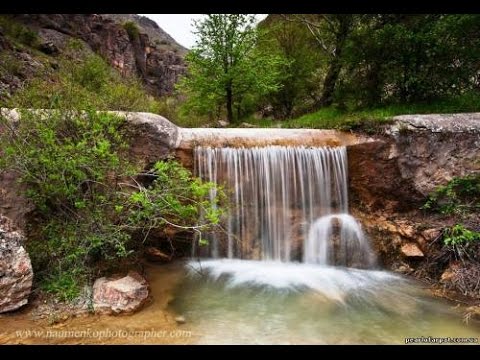 Весенний водопад 