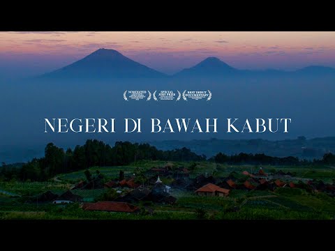 NEGERI DI BAWAH KABUT