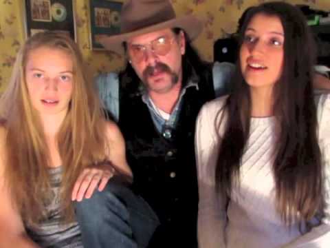 Ken Tizzard feat. Caitlyn and Cassidy - Silent Night