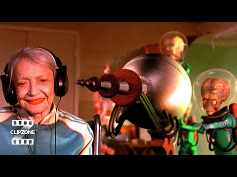 Mars Attacks! | Grandma Saves The World  | ClipZone: Comedy Callbacks