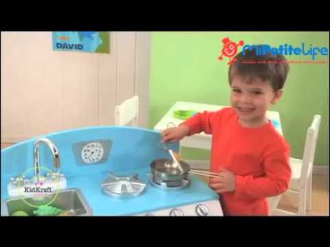 Mi Petite Life - KidKraft Horno retro en color azul 53252