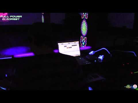 Khaos Sektor Live @ Full Power in Forest (Tranceformatiohm) Full HD