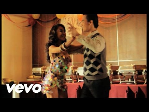 DJ Maxim - Papa Loves Mambo