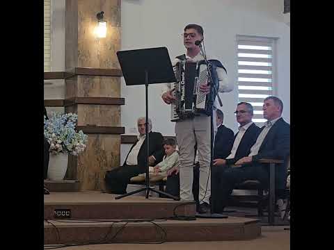 Emi Sava - Ca un crin in vale, esti iubita mea ( Cântare de nunta )