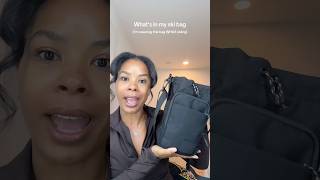 What’s in my ski bag #ski #skiiers #snowboarders #skilodge