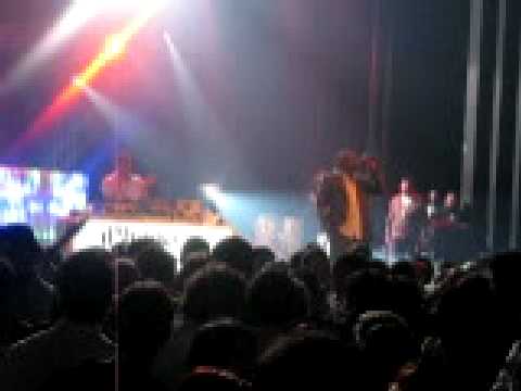 Inusa Dawuda Sings World Hold On In The Praia & Sophias Christmas Party @ Hotel Jaragua