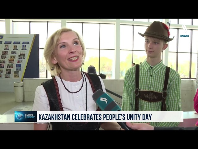 Казакстанда эл биримдиги күнү белгиленди