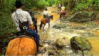 gran cabalgata ecoturistica gaspar hernandez 2024 "con mucho lodo " .🤗