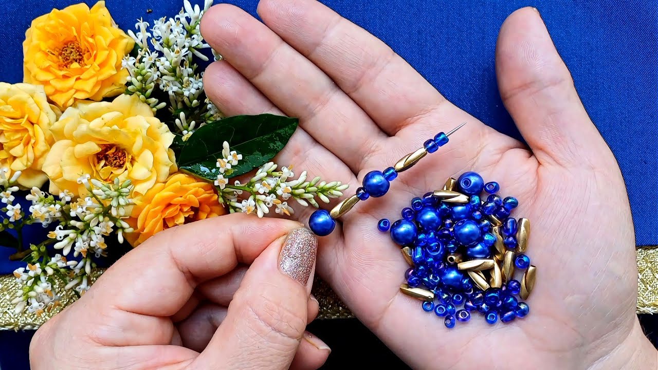 A new design in fringe embroidery, using my own tricks and techniques.#DIY🩵🩵🩵