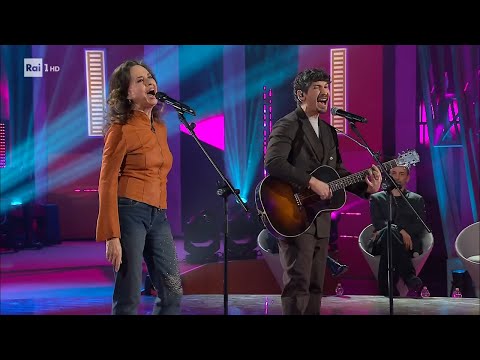 Pierdavide Carone con Gigliola Cinquetti cantano "Alle porte del sole" - Ora o mai più 18/01/2025