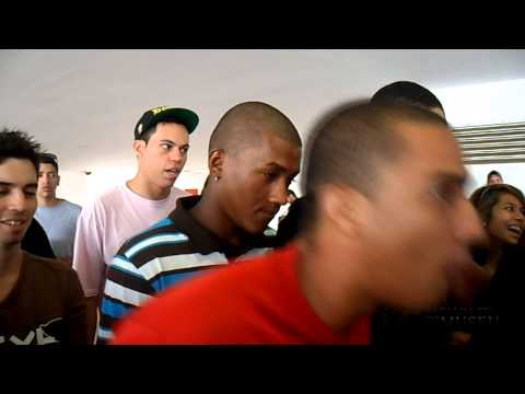 27º Encontro - Batalha do Museu - Mc Alves vs. Mc Marinho