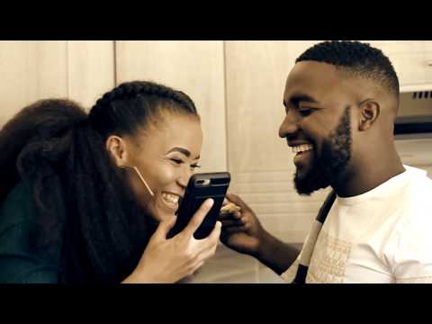 Zizoe Pamyk-Handichada Yellow Born(Starring SIYOYO)