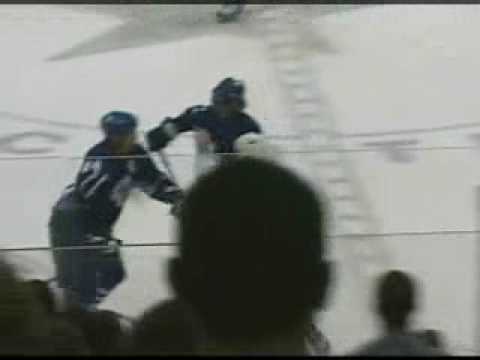 Bryan McCabe vs Steve Ott