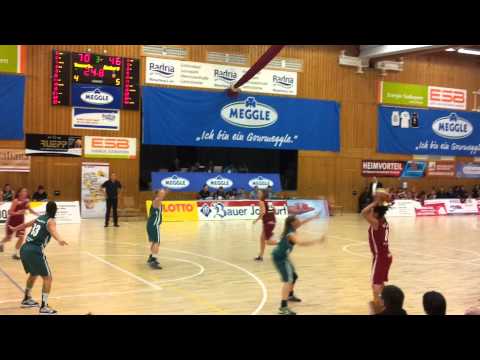 DBBL Wasserburg gegen Bamberg am 08.02.2014 - Schluss des 3. Viertels