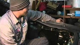 Replacing a Power Antenna: Diagnose Motor Failure