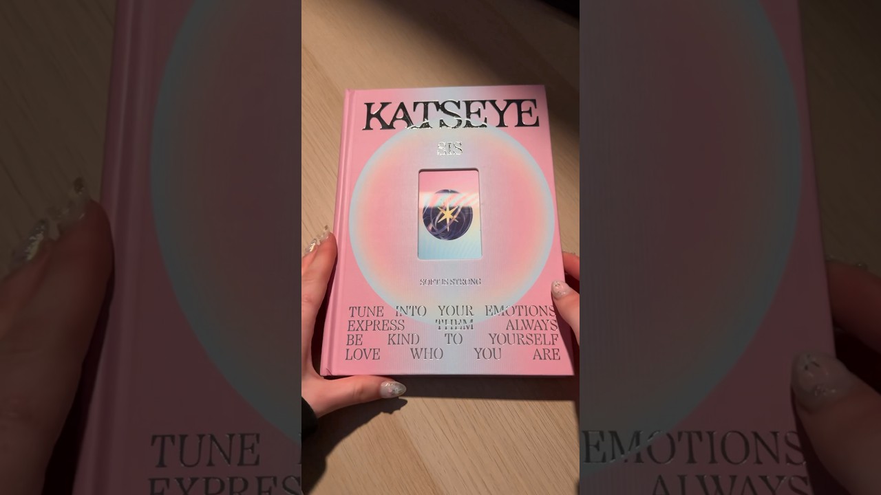 KATSEYE ALBUM UNBOXING ✨💖🩵 who’s your katseye bias?? #katseye #unboxing #dreamacademy #asmr