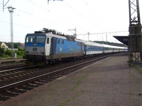 Průjezd vlaku R 864 Josef Václav Myslbek - Poříčany