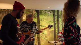 The Velvet Souls - Ain't No Chimneys in The Project