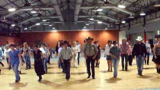 preview picture of video 'CAUSSADE (82). Line Dance Country . S 29  Mai 2010 (V27)'