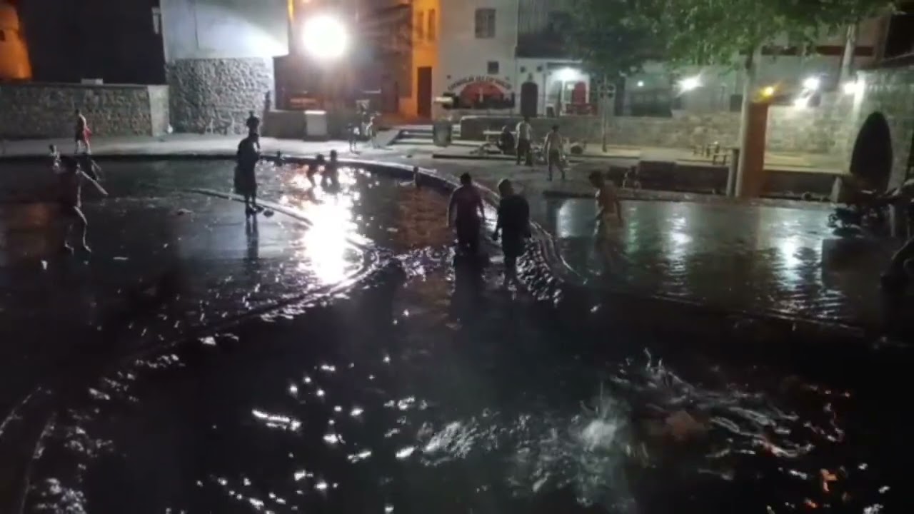 Diyarbakır'da Sıcaklık 40 Dereceyi Buldu : Anzele Parkı Gece Gündüz Çocukların Akınına Uğruyor