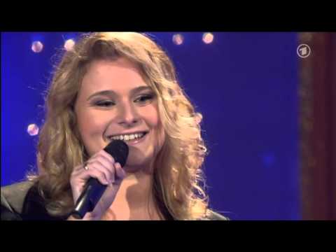 Marie Claire singt f r Nicole in der Krone der Volksmusik Januar2011
