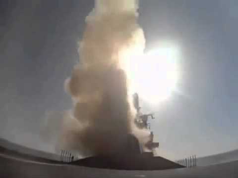 HMS Diamond (D34) Fires Sea Viper Missile